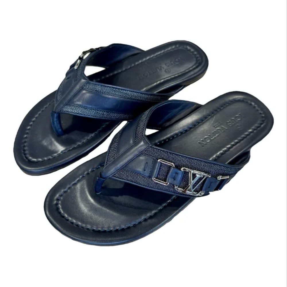 Louis Vuitton Authentic Men’s Navy Blue Sandals with Silver Accents - US 9